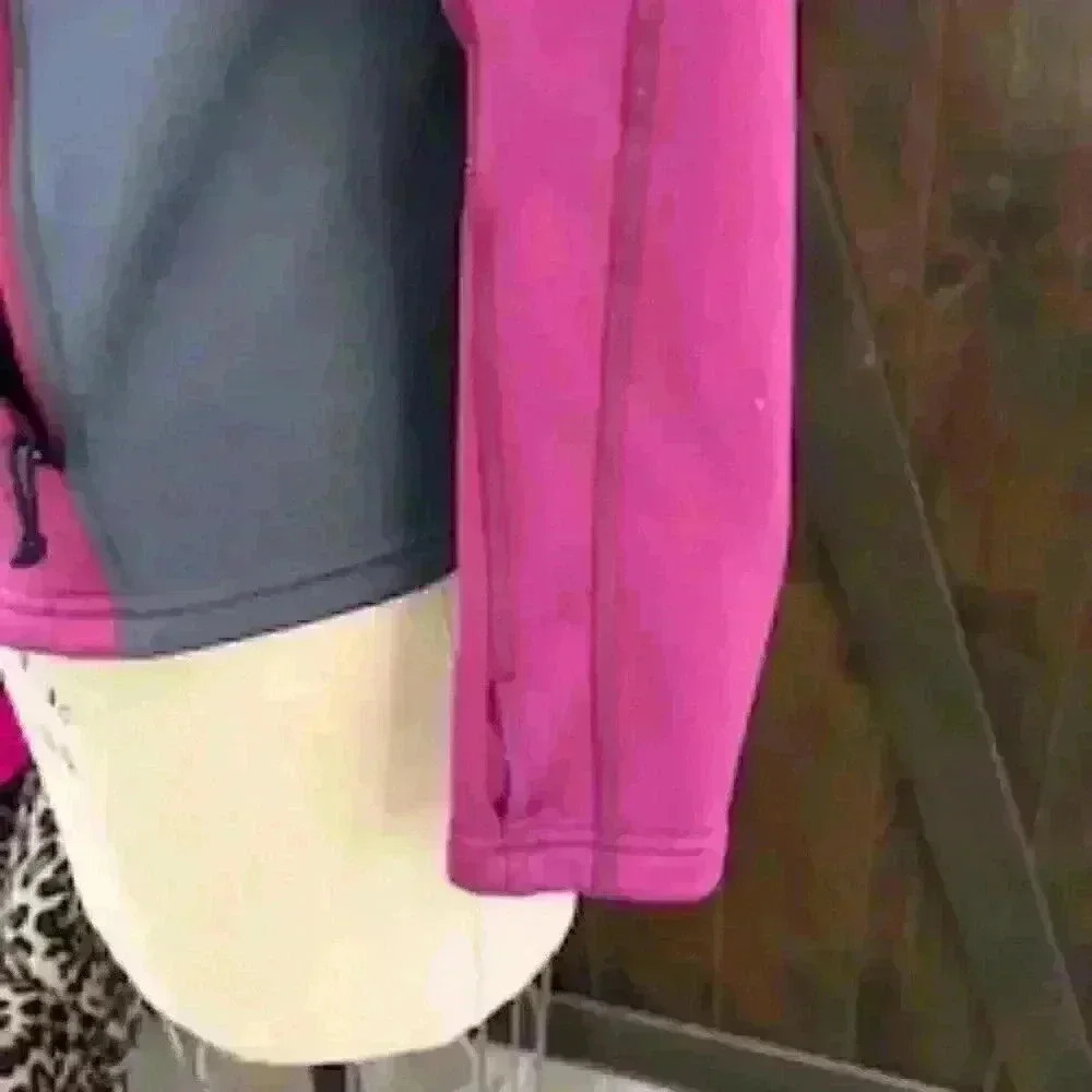 L.L.Bean  Zip Front Athletic Jacket, Fuchsia Color, Size XS PET - Picture 4 of 8